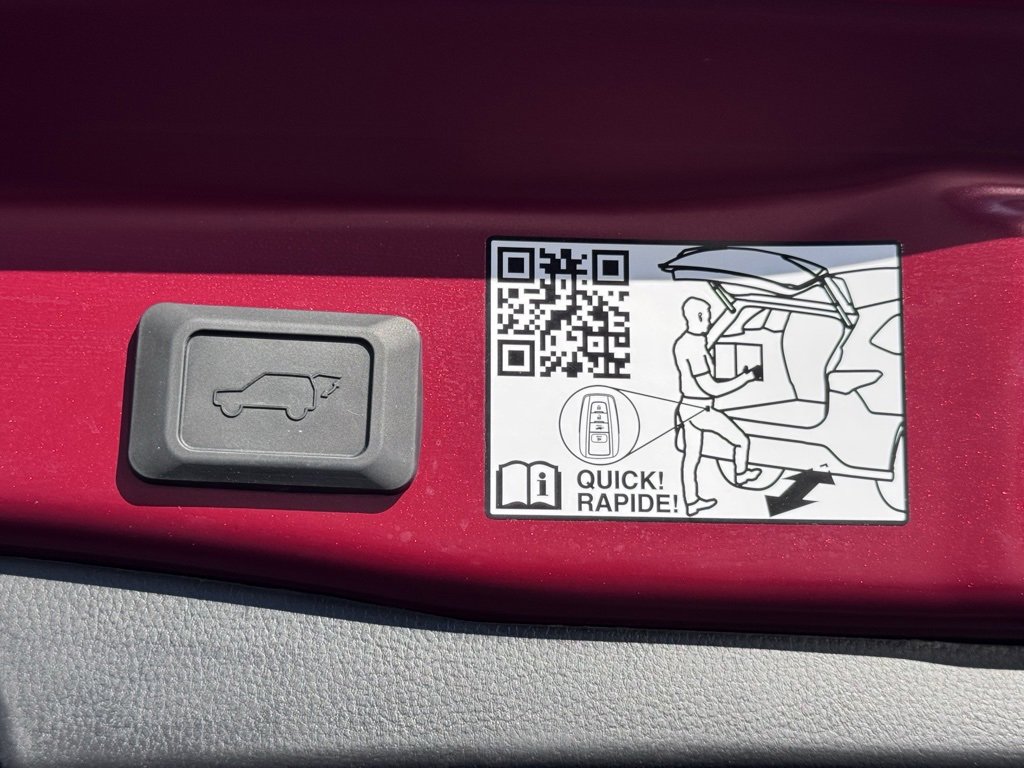 Used 2022 Toyota RAV4 Limited image 39