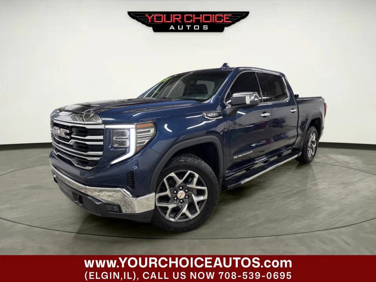 Used 2023 GMC Sierra 1500 SLT w/ SLT Premium Package AWD/4WD image 1