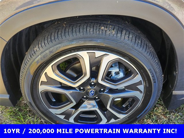 Used 2024 Subaru Ascent Limited w/ Technology Package image 9