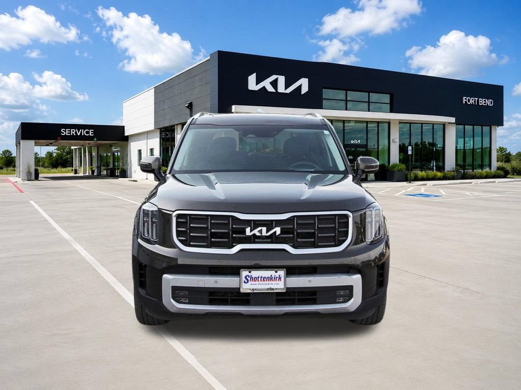 Used 2024 Kia Telluride SX Prestige AWD/4WD image 2