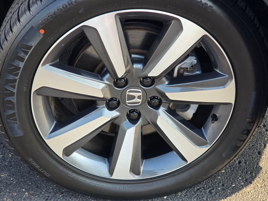 Certified 2023 Honda Pilot Touring image 10