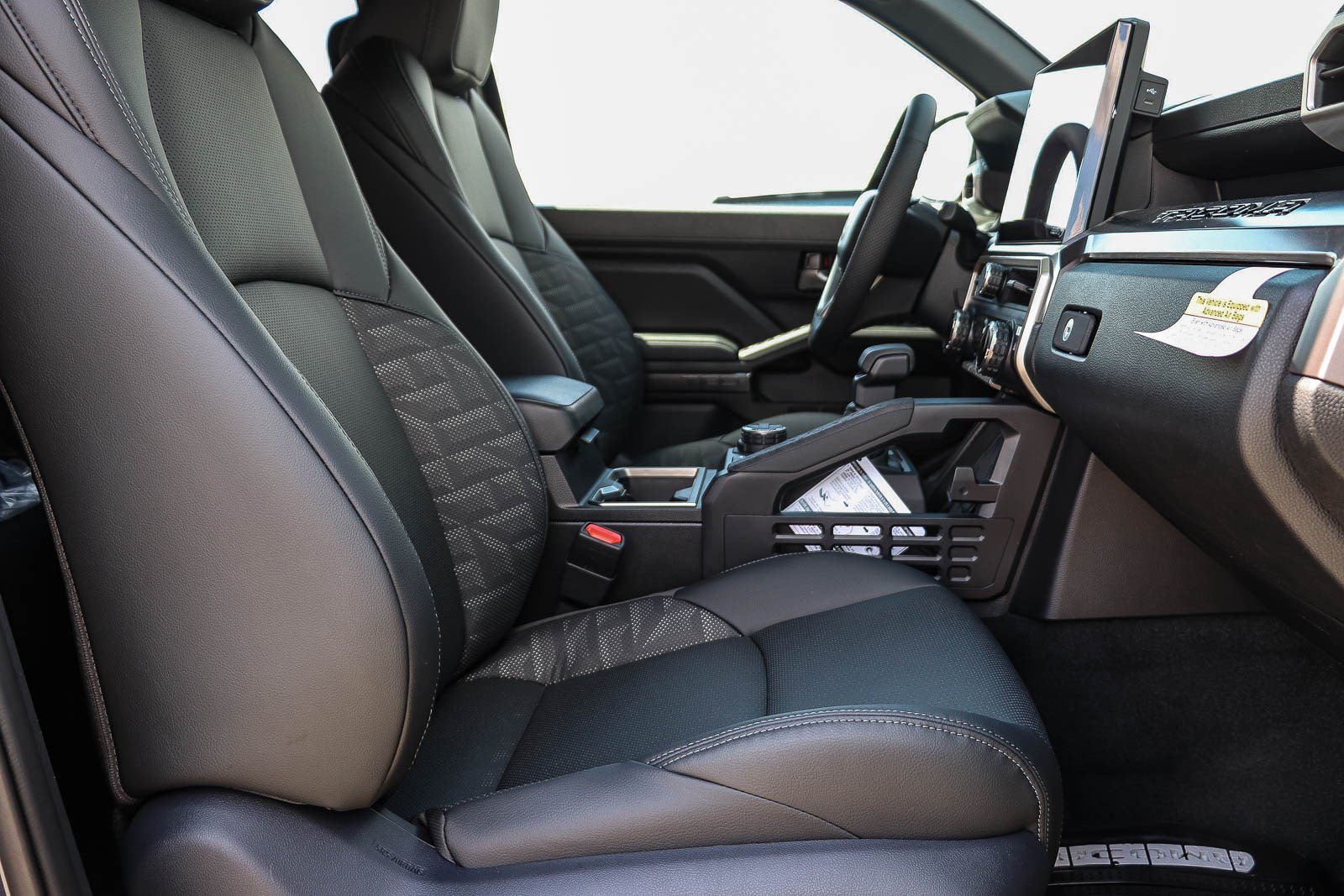 New 2026 Toyota Tacoma TRD Off-Road AWD/4WD image 17