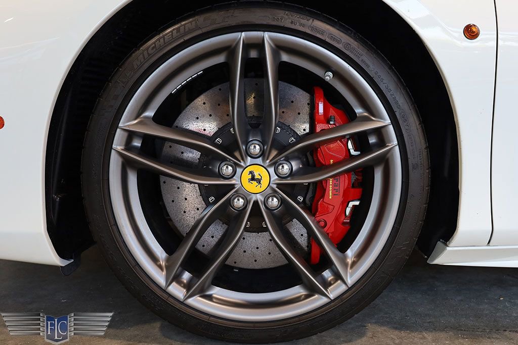 Used 2019 Ferrari 488 Spider image 42