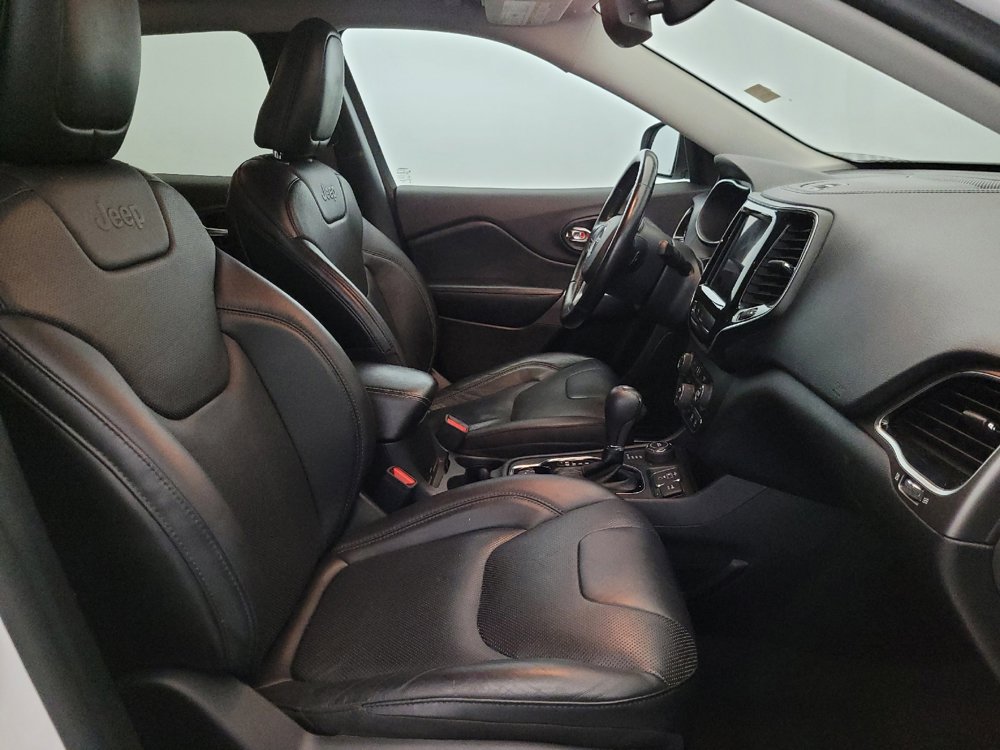 Used 2020 Jeep Cherokee Limited image 21