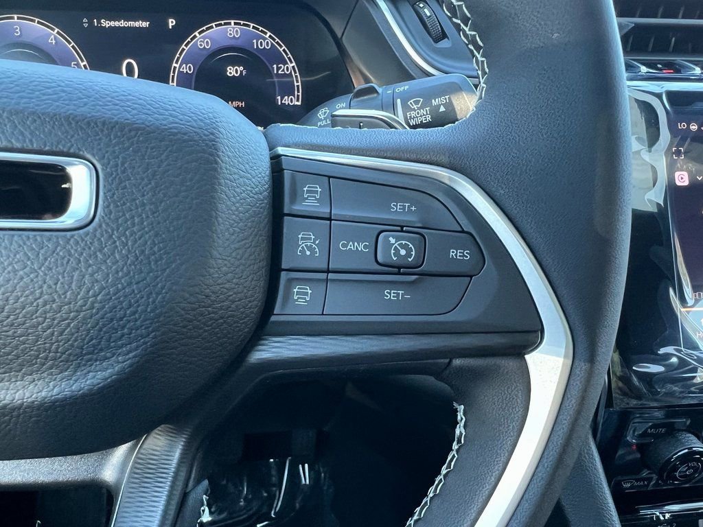 New 2025 Jeep Grand Cherokee L Altitude image 23