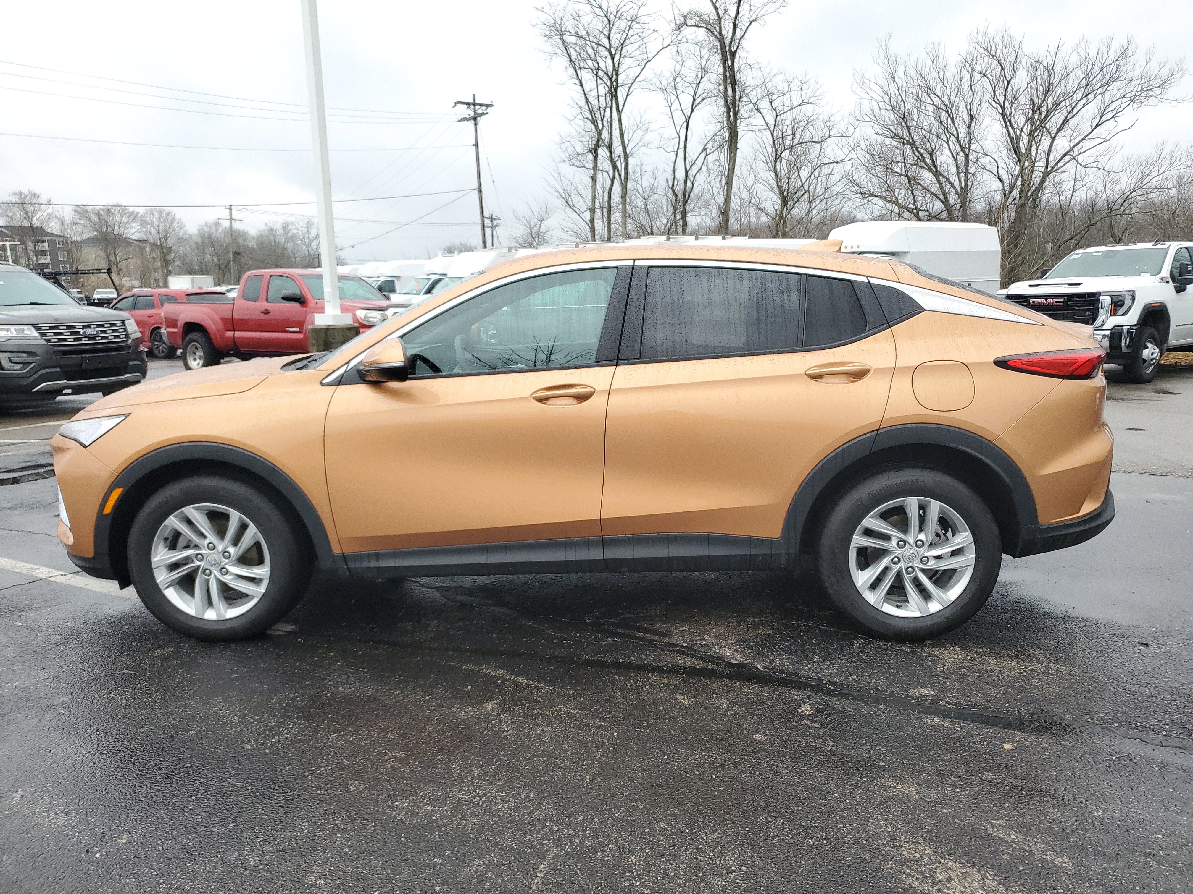 Used 2024 Buick Envista Preferred w/ Advanced Safety Package image 8