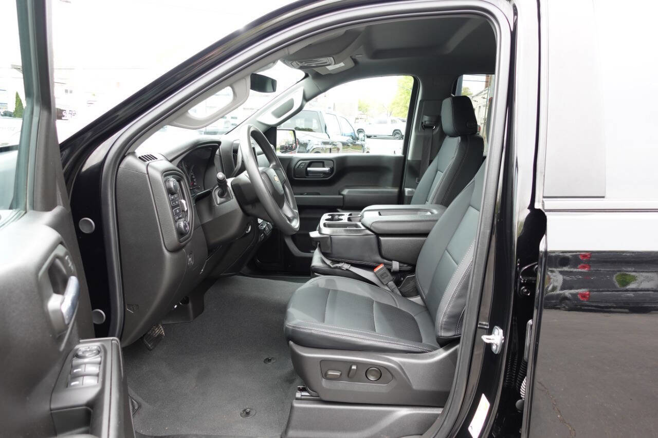 Used 2024 Chevrolet Silverado 1500 Custom AWD/4WD image 16