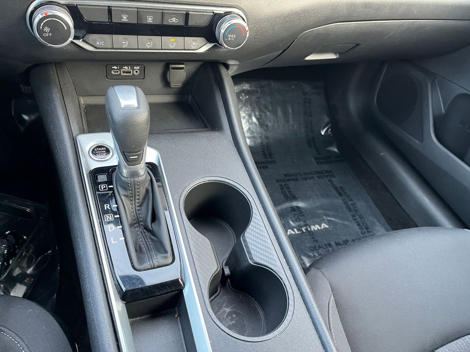 Used 2025 Nissan Altima 2.5 SV image 40