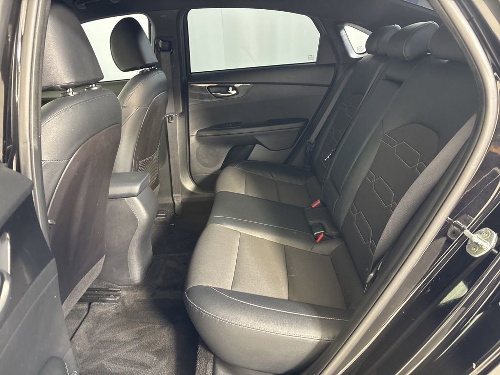 Used 2021 Kia Forte GT-Line image 19