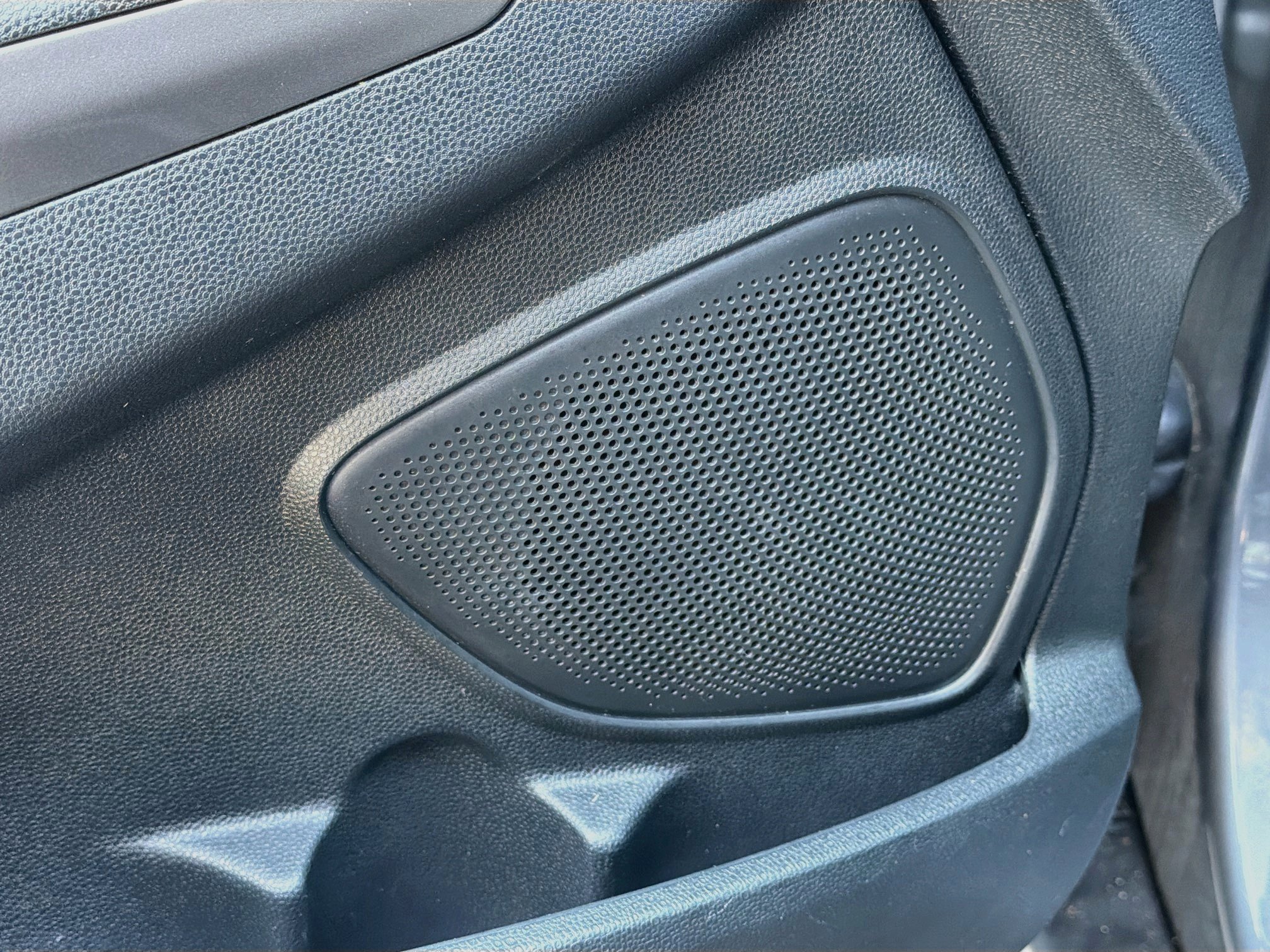 Used 2020 Ford EcoSport SE FWD image 15