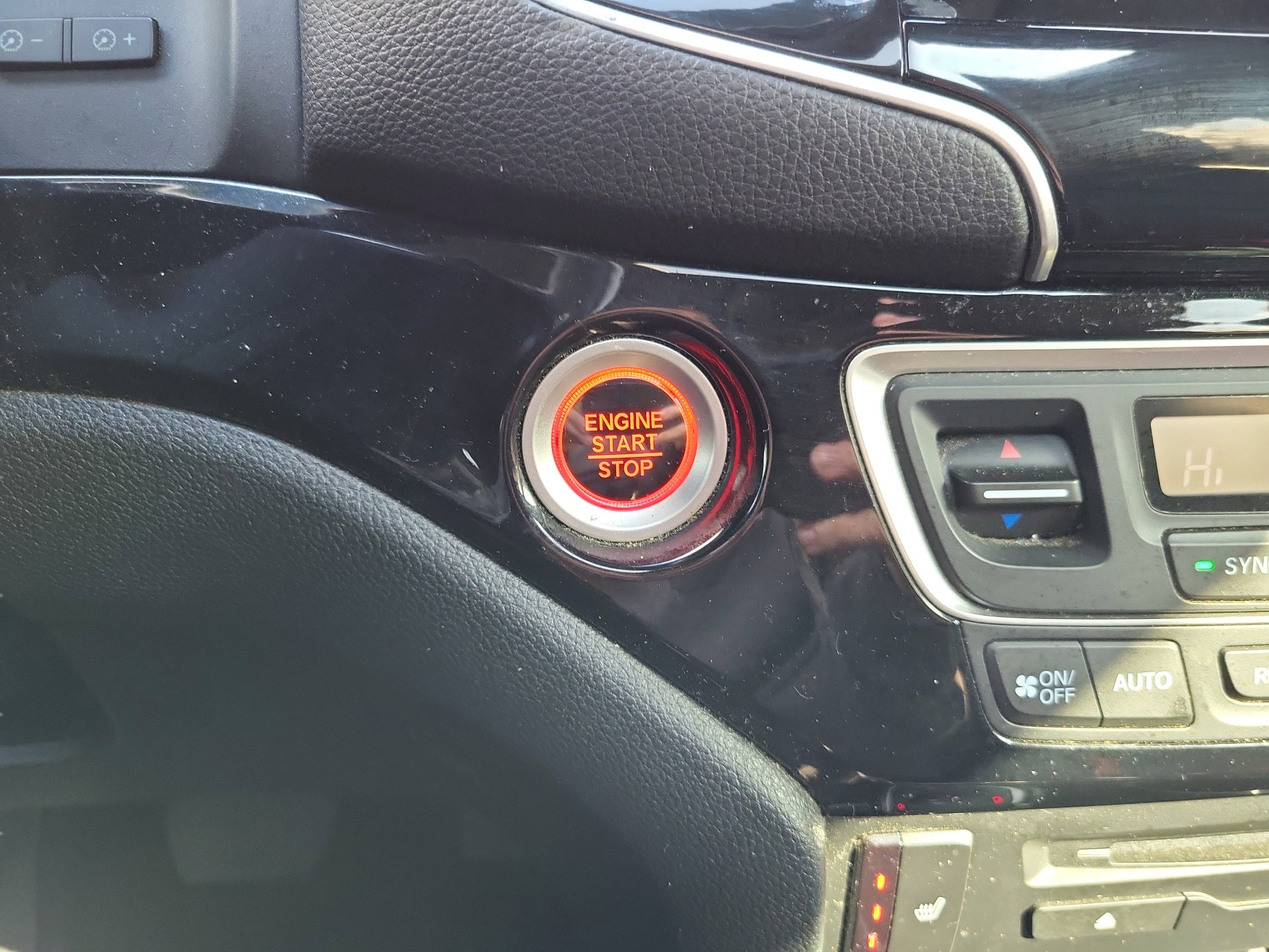 Used 2022 Honda Pilot Touring image 30