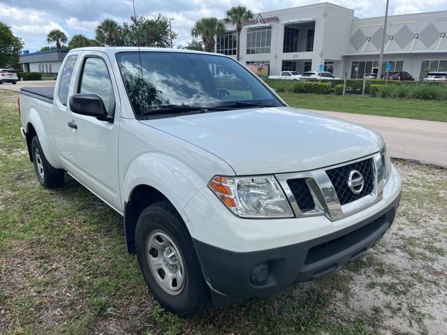 Used 2018 Nissan Frontier S RWD image 1