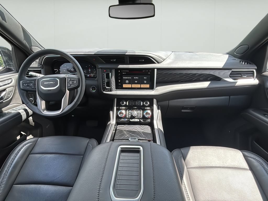 Used 2024 GMC Yukon Denali AWD/4WD image 24