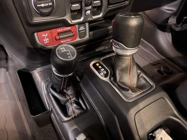 Used 2023 Jeep Gladiator Mojave w/ Trailer Tow Package AWD/4WD image 16