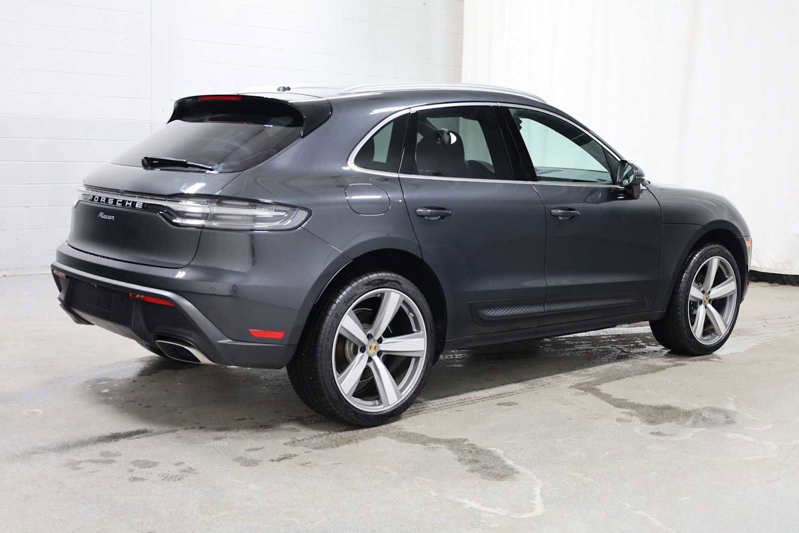 New 2026 Porsche Macan image 9