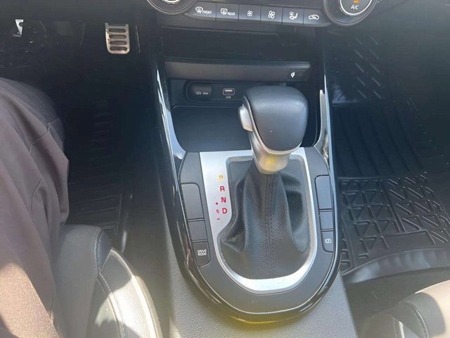 Used 2023 Kia Forte GT-Line w/ GT-Line Premium Package image 10