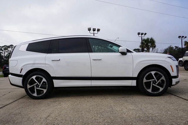 New 2026 Hyundai Ioniq 9 Calligraphy image 3