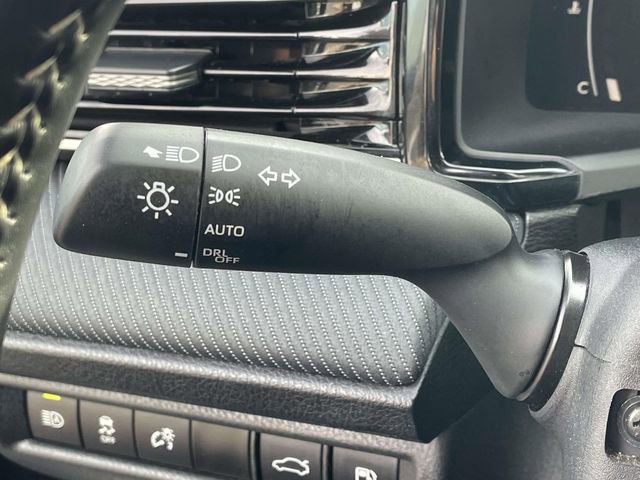 Used 2025 Toyota Camry SE FWD image 22