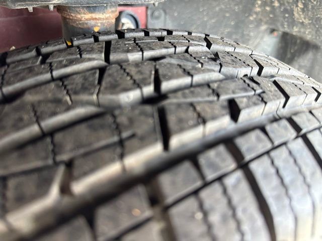 Used 2022 Chevrolet Trax LT w/ LT Convenience Package image 32