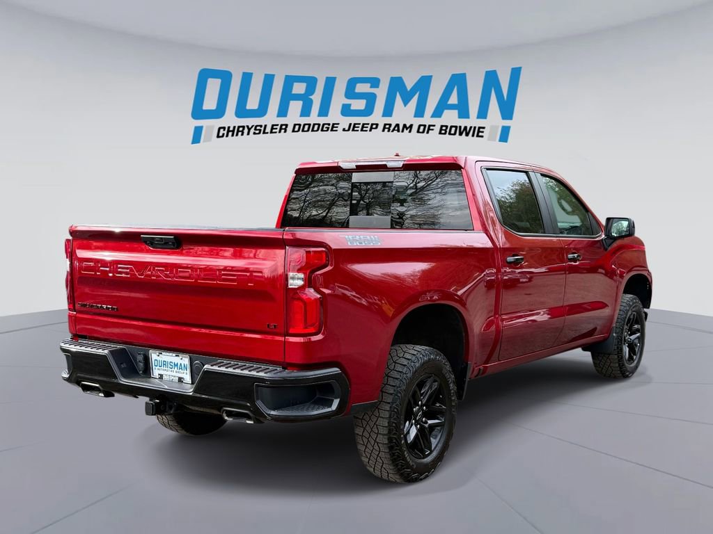 Used 2024 Chevrolet Silverado 1500 LT Trail Boss w/ Convenience Package II image 2