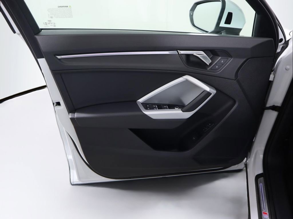 Certified 2023 Audi Q3 2.0T Premium Plus image 25