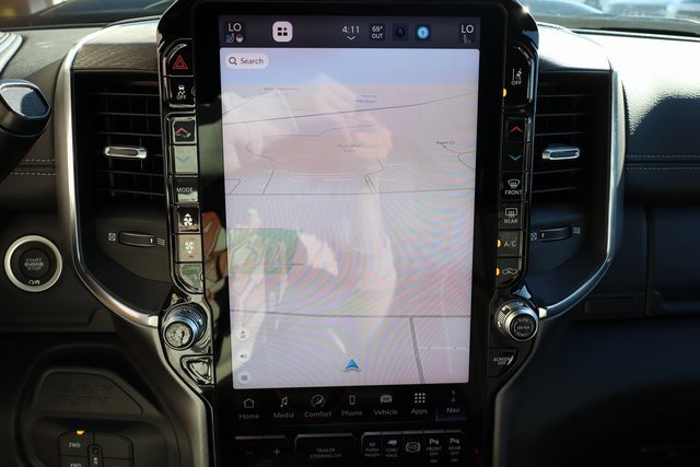 Used 2025 RAM 3500 Laramie image 26