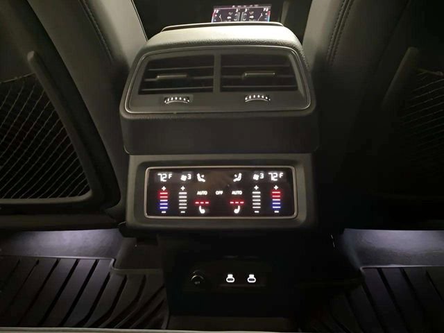 Used 2022 Audi e-tron Premium Plus w/ Premium Plus Package image 84