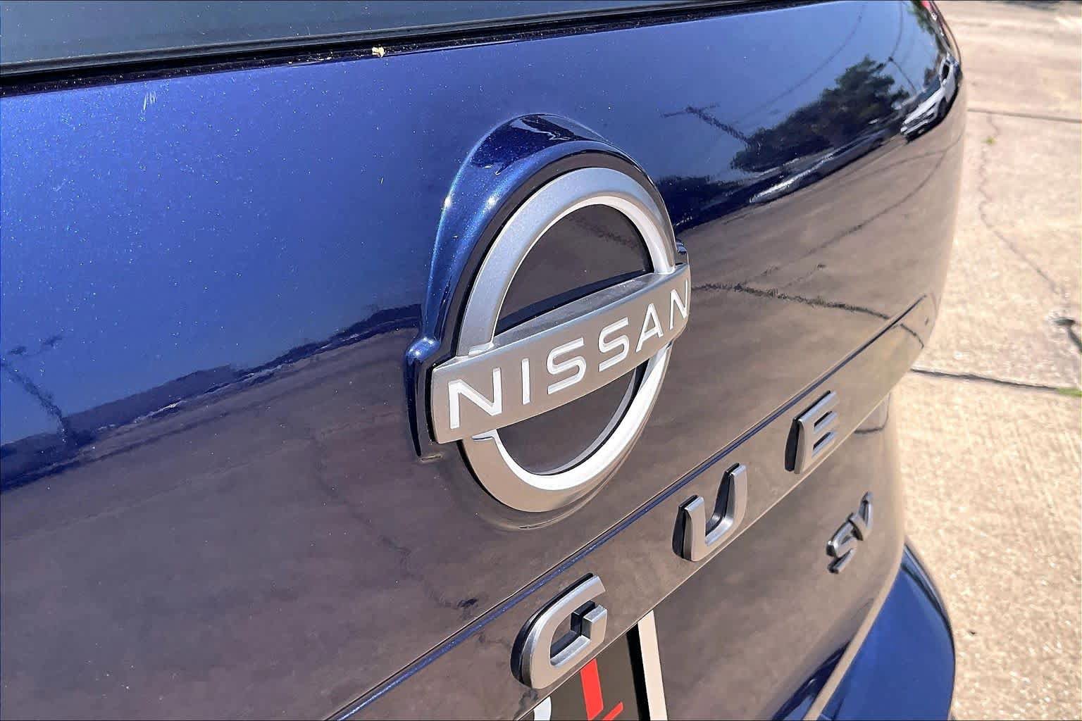 Used 2024 Nissan Rogue SV FWD image 32