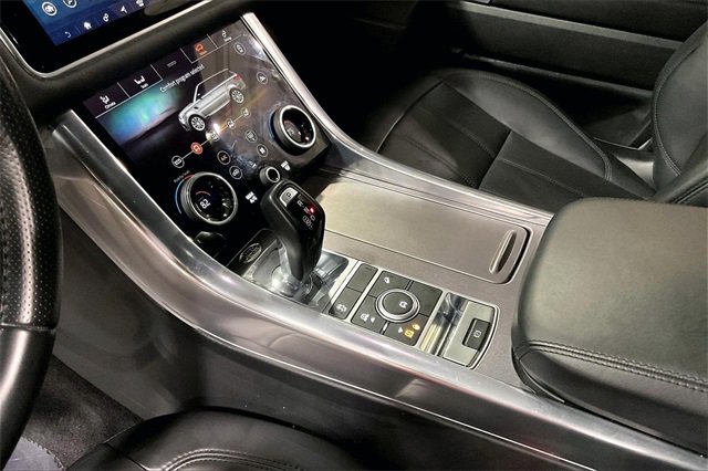 Used 2020 Land Rover Range Rover Sport HSE image 15