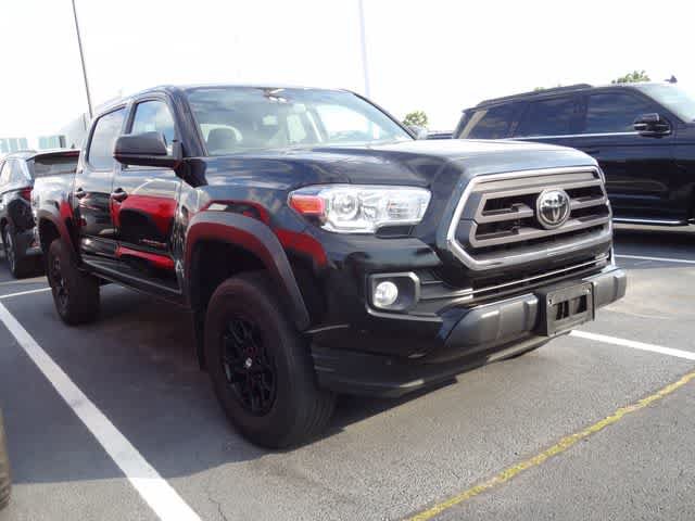 Used 2023 Toyota Tacoma SR5 w/ SX Package AWD/4WD image 3