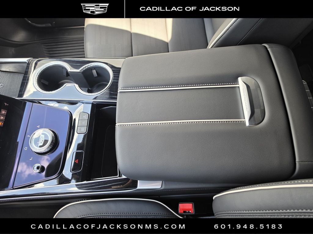 New 2026 Cadillac Escalade Sport w/ Touring Package AWD/4WD image 34