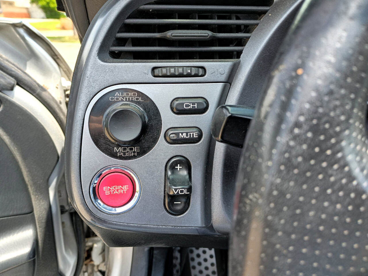 Used 2002 Honda S2000 image 17