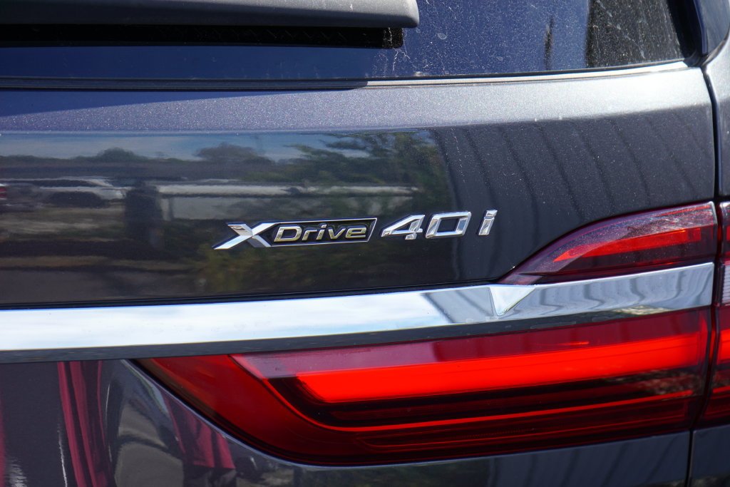 Used 2021 BMW X7 xDrive40i w/ Executive Package AWD/4WD image 8