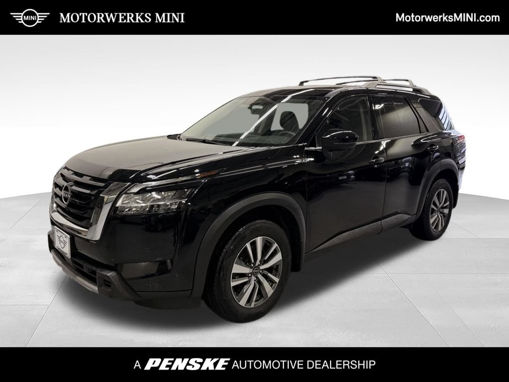 Used 2024 Nissan Pathfinder SL