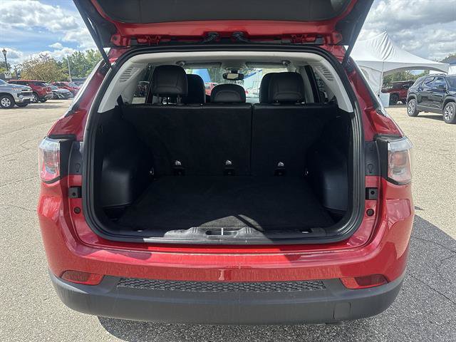 Used 2018 Jeep Compass Limited w/ Navigation Group AWD/4WD image 41