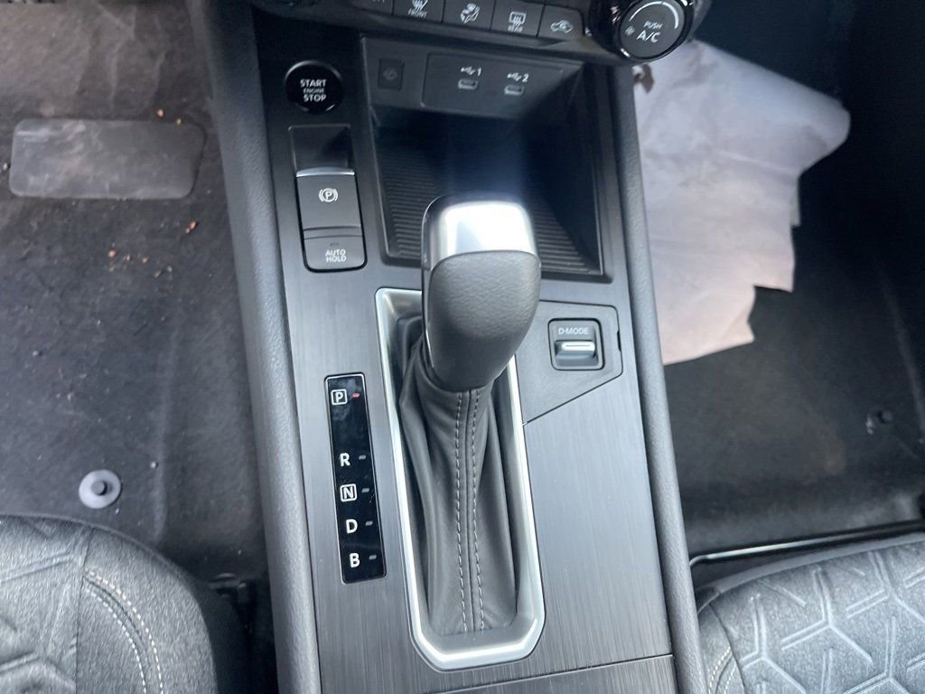 New 2026 Nissan Kicks SV w/ Cold Weather Package AWD/4WD image 17
