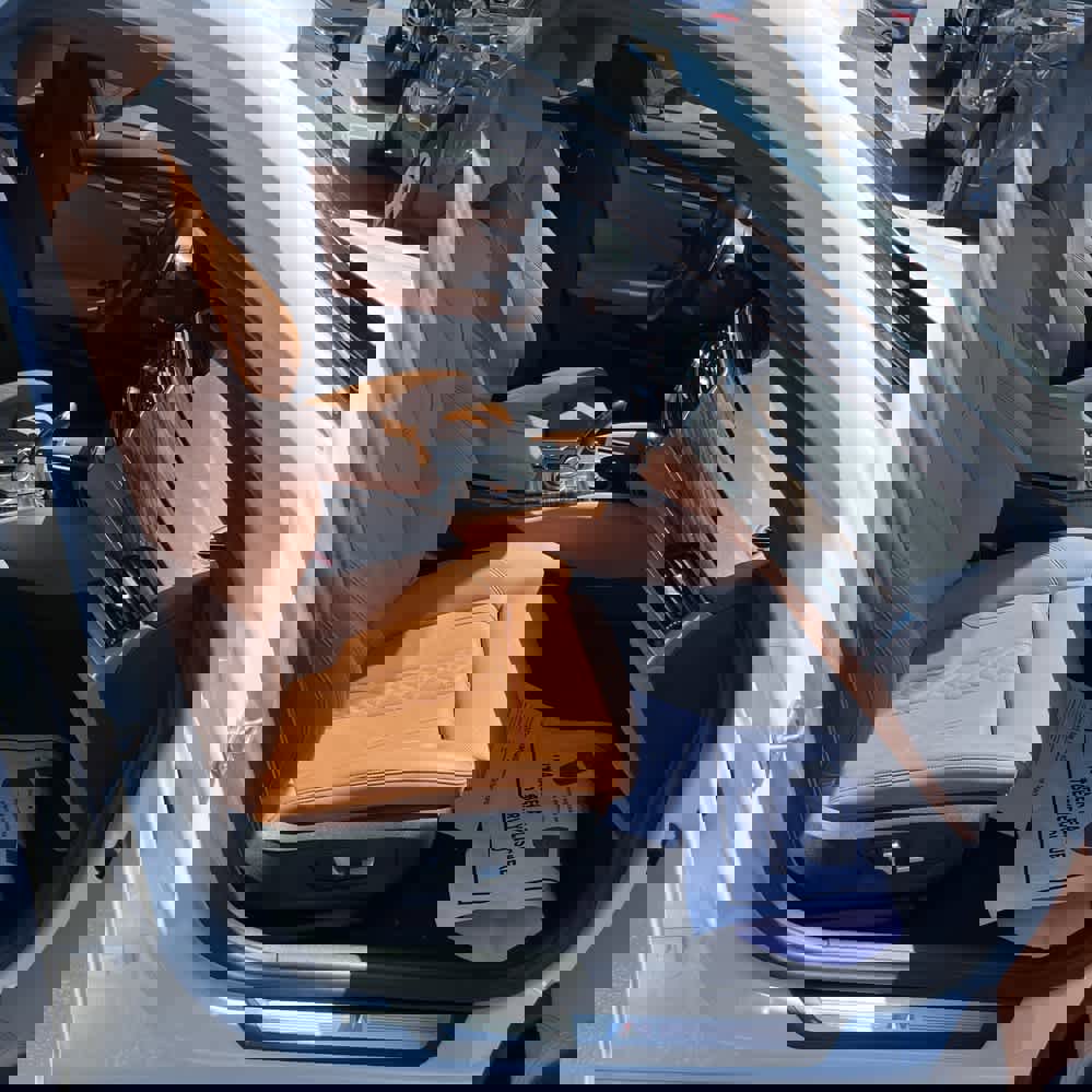 Used 2023 BMW 540i xDrive w/ M Sport Package image 23