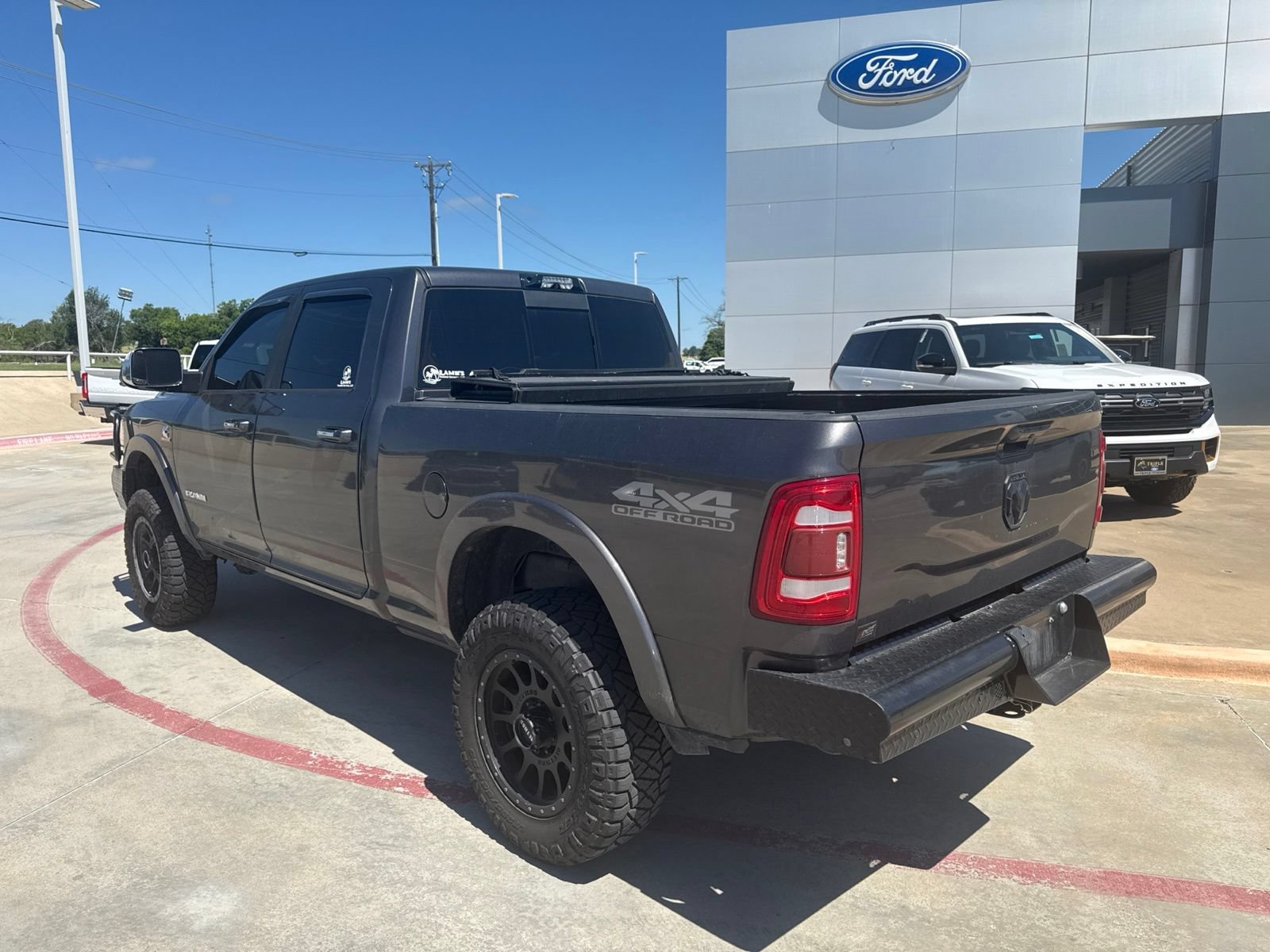 Used 2021 RAM 2500 Laramie w/ Safety Group B AWD/4WD image 8