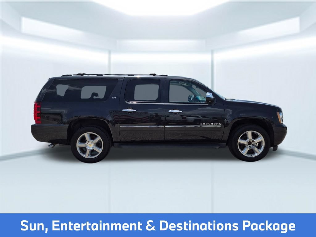 Used 2013 Chevrolet Suburban LTZ AWD/4WD image 8