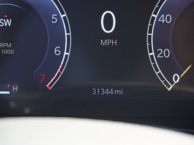 Certified 2025 Jeep Grand Cherokee Limited RWD image 33