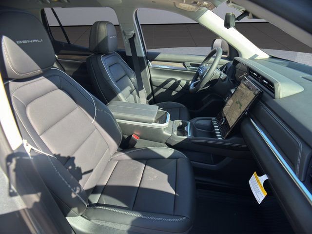 New 2026 GMC Terrain Denali w/ LPO, Black Badging Package image 21