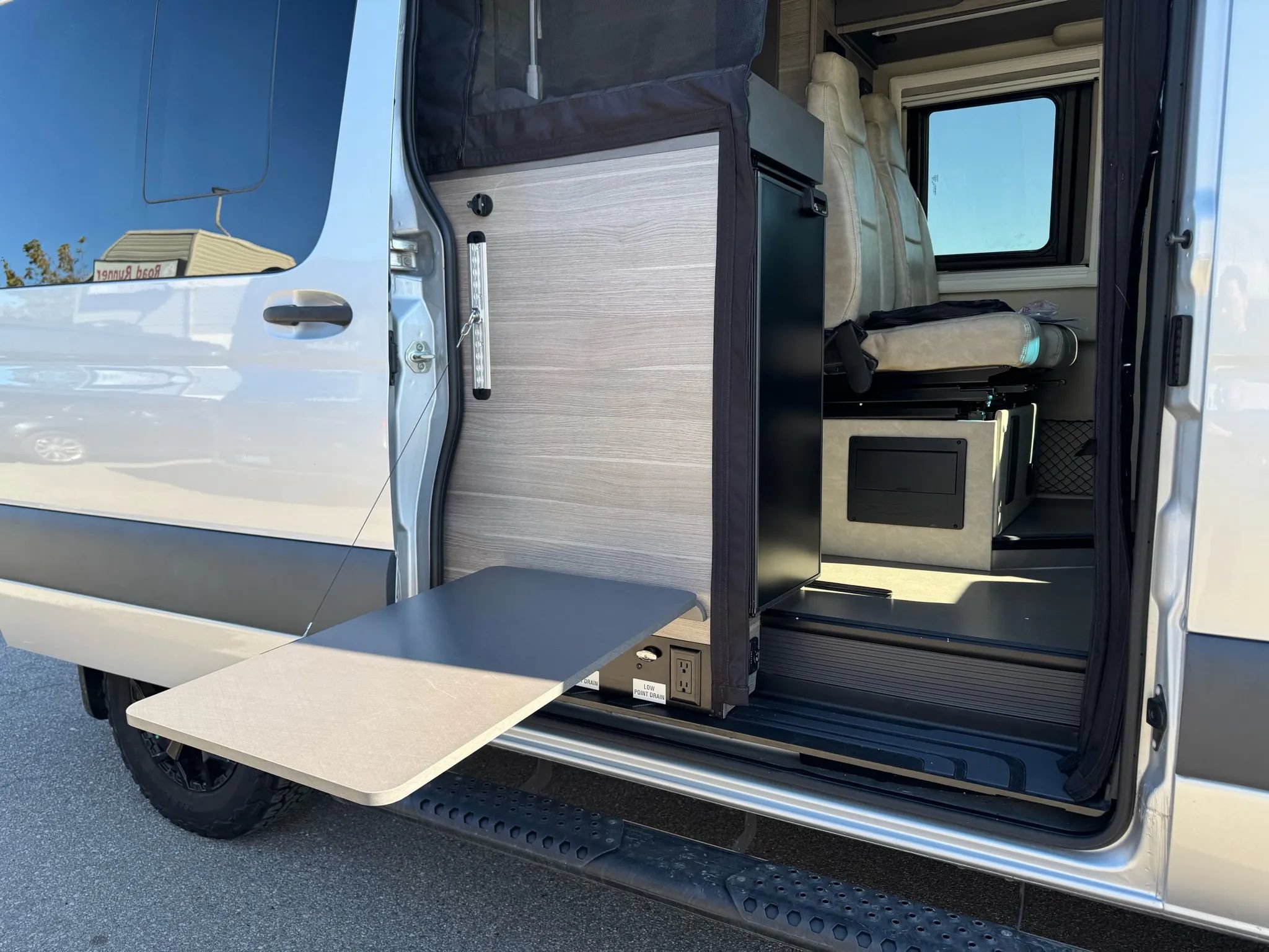 Used 2022 Mercedes-Benz Sprinter 2500 image 27