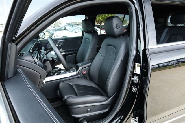 Certified 2024 Mercedes-Benz GLB 250 image 22