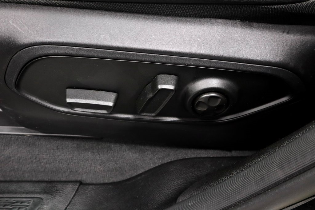 Used 2024 Jeep Grand Cherokee L Laredo image 26