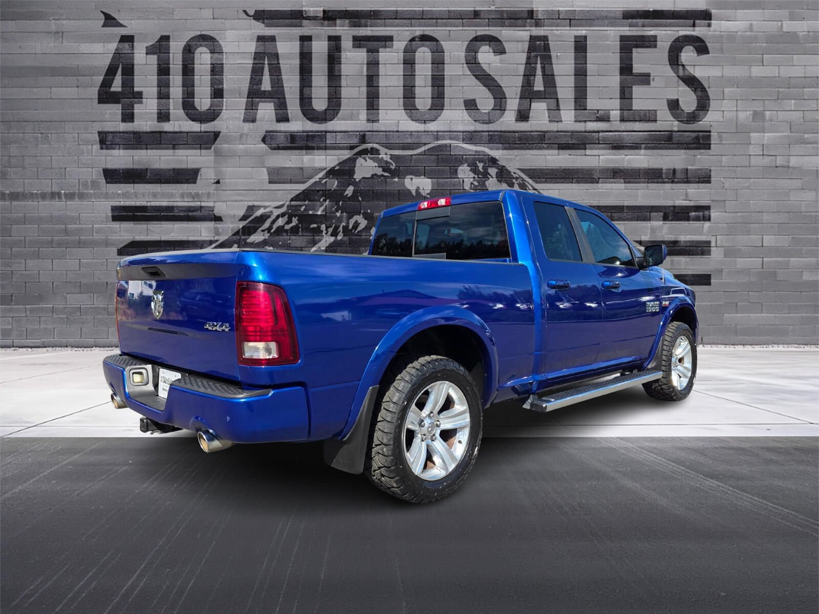 Used 2015 RAM 1500 Sport w/ Sport Premium Group AWD/4WD image 3