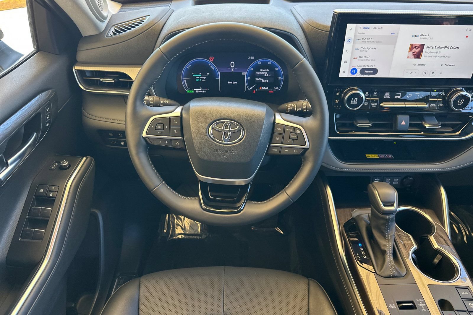 Used 2026 Toyota Highlander Platinum AWD/4WD image 17