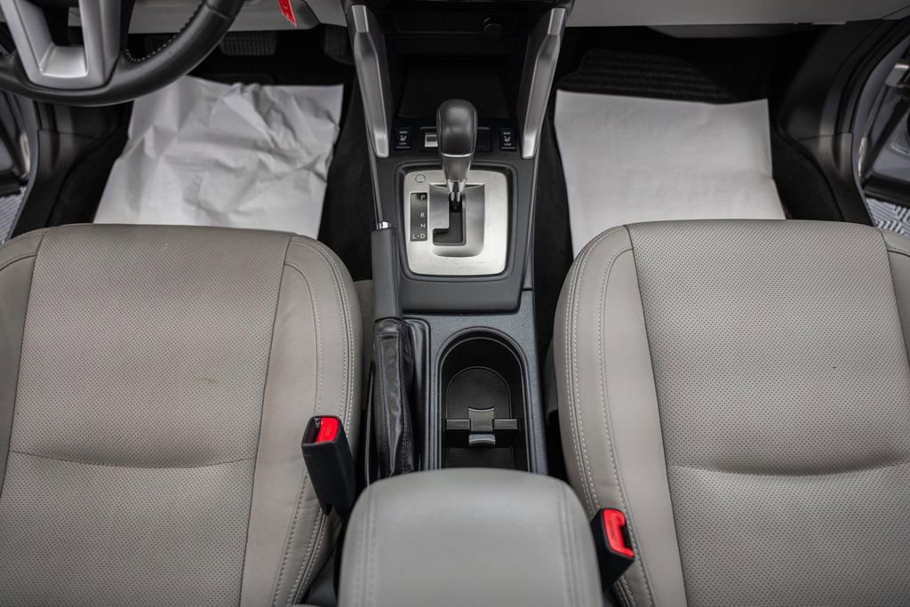 Used 2017 Subaru Forester 2.5i Limited AWD/4WD image 28