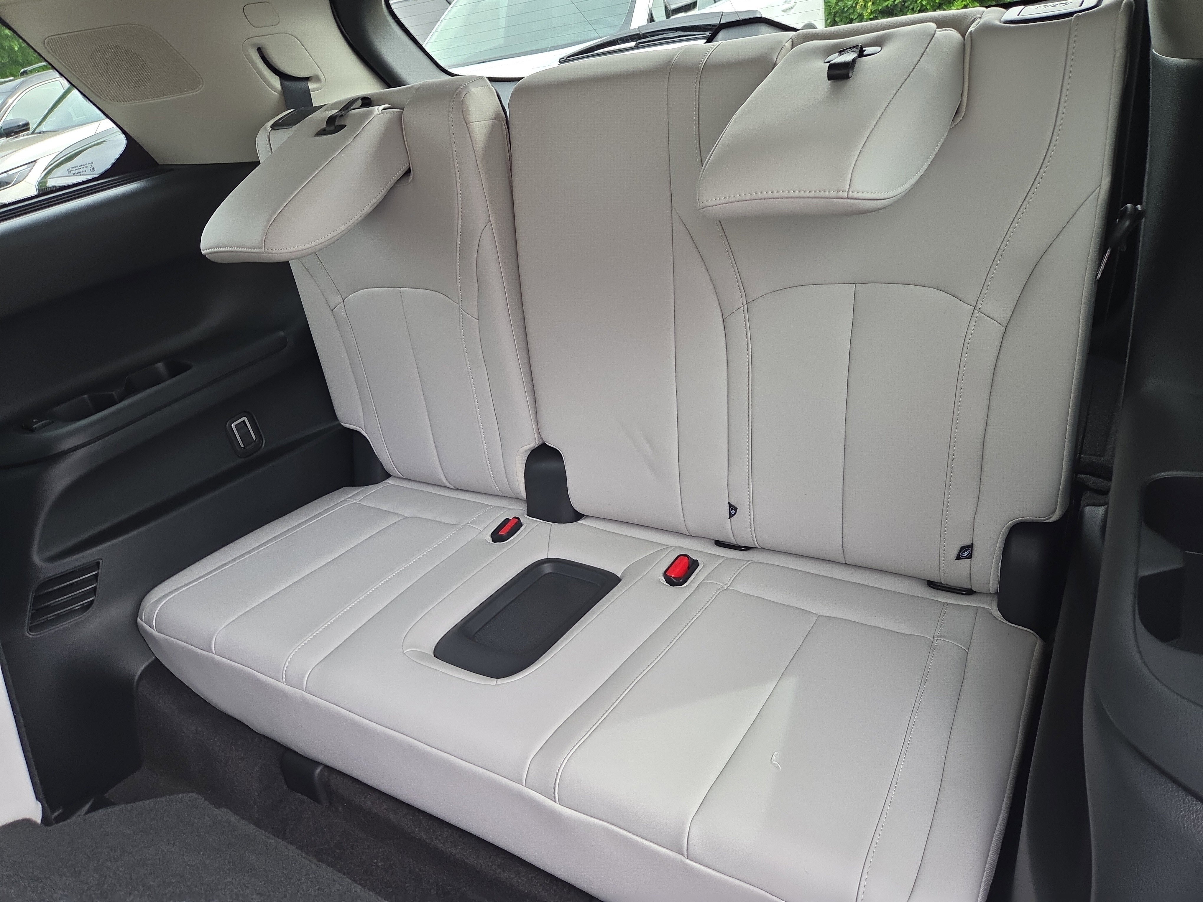 New 2027 INFINITI QX60 Luxe w/ Cargo Package AWD/4WD image 8
