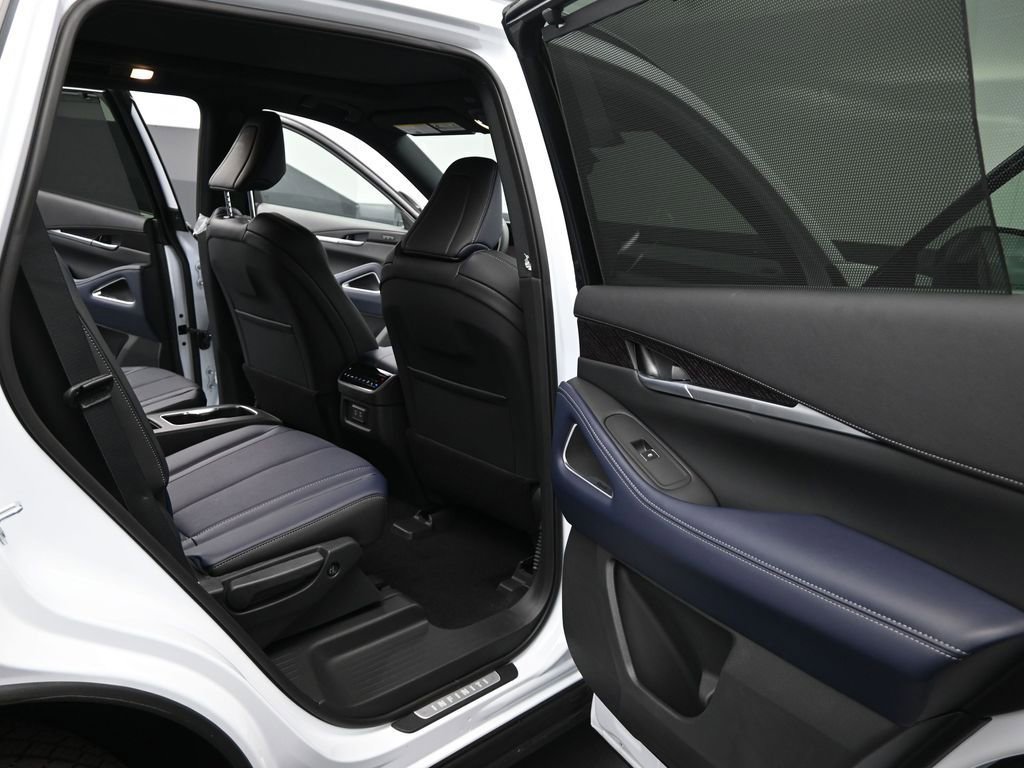 Used 2026 INFINITI QX60 Sport w/ Dark Cargo Package AWD/4WD image 12