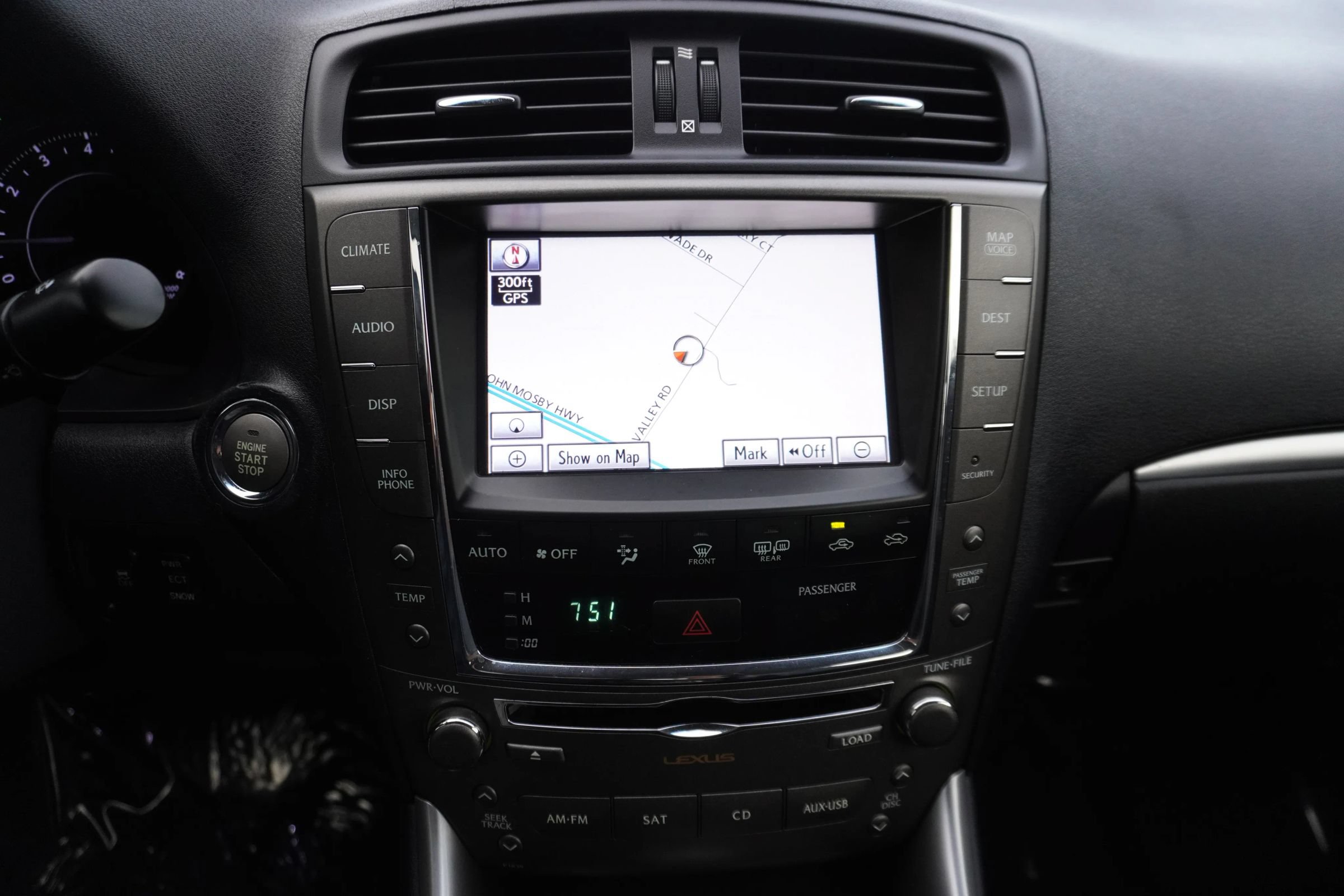 Used 2011 Lexus IS 250C RWD image 17